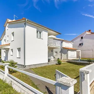 https://apartments-alba.in-istria.net